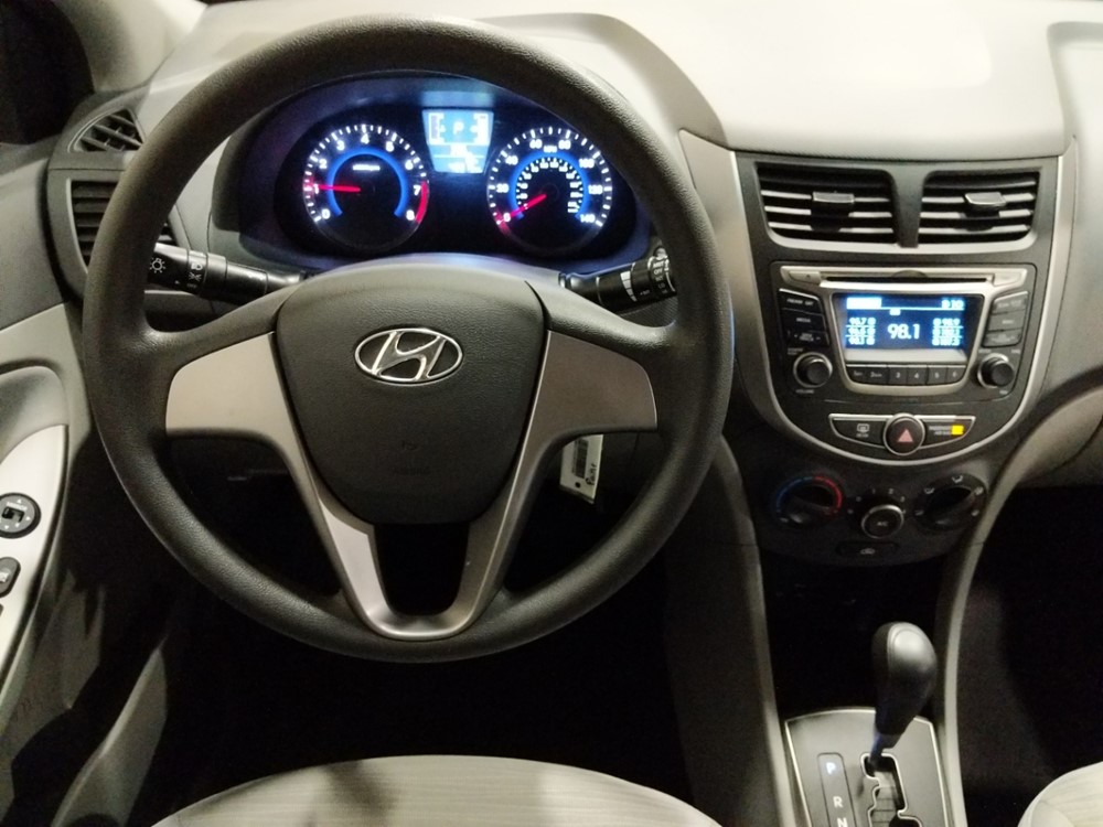 2017 Hyundai Accent - Driver Dash