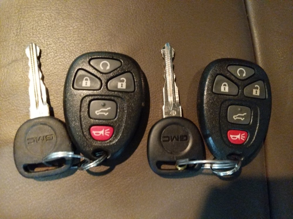 2016 GMC Acadia - Keys