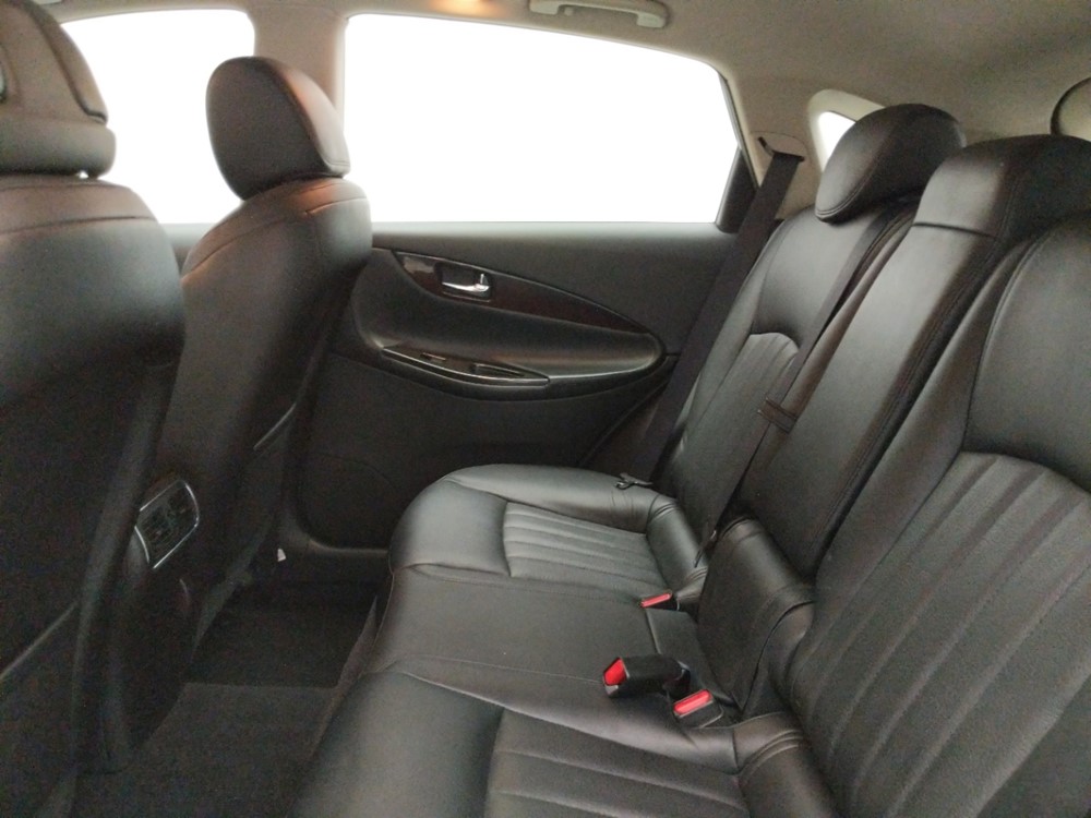 2016 INFINITI QX50 - Driver Rear Seat