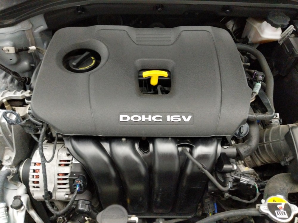 2017 Hyundai Elantra - Engine