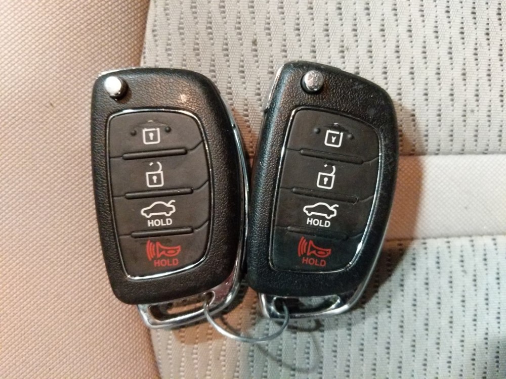 2017 Hyundai Sonata - Keys