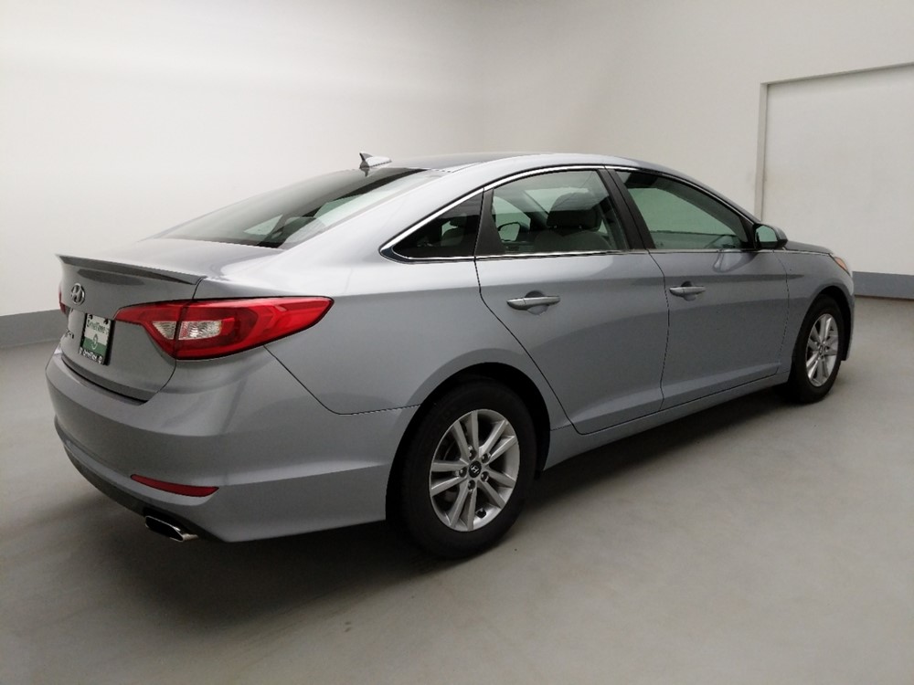2017 Hyundai Sonata - Passenger Rear Bumper