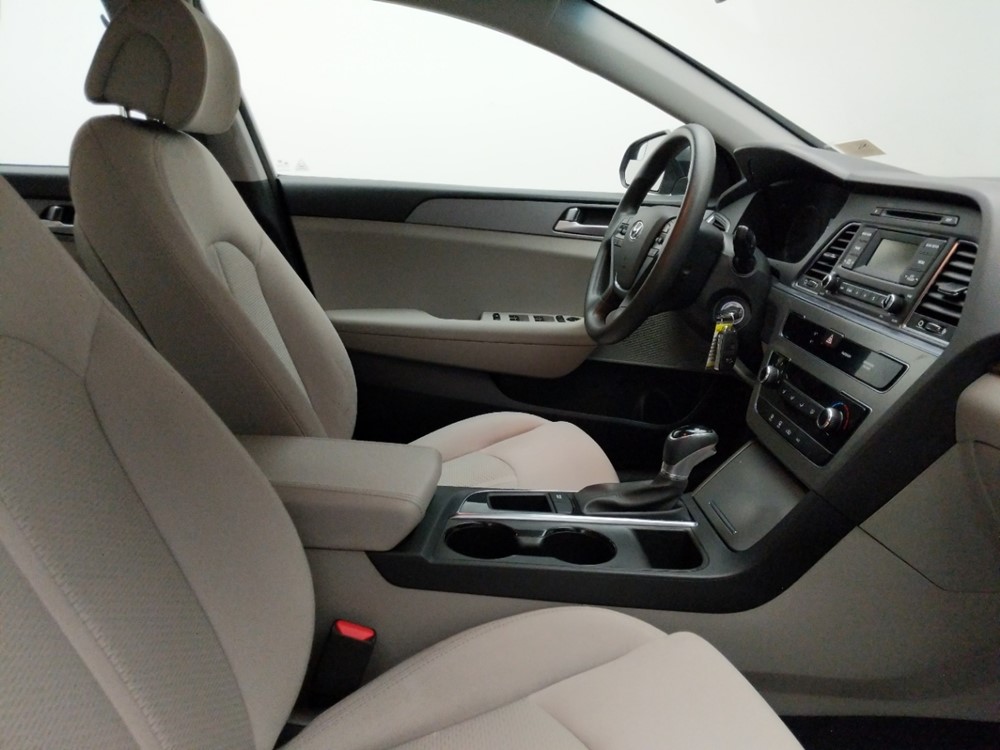 2017 Hyundai Sonata - Passenger Front Seat