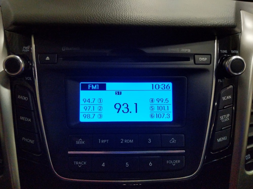 2016 Hyundai Elantra - Stereo Package