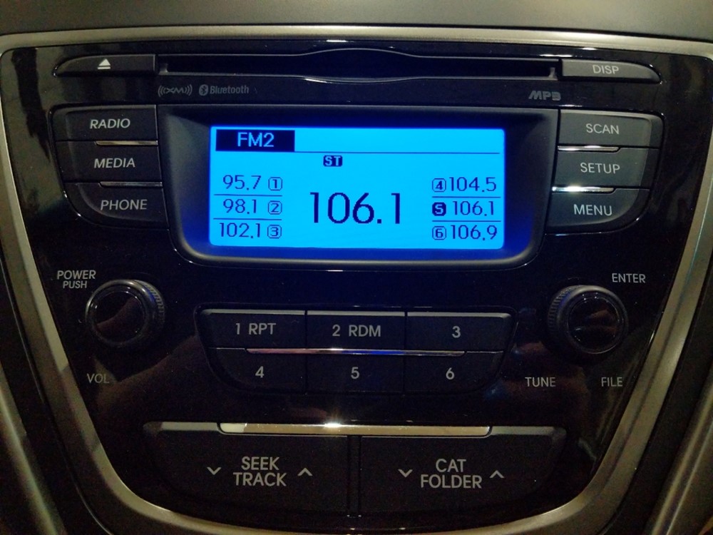 2013 Hyundai Elantra - Stereo Package
