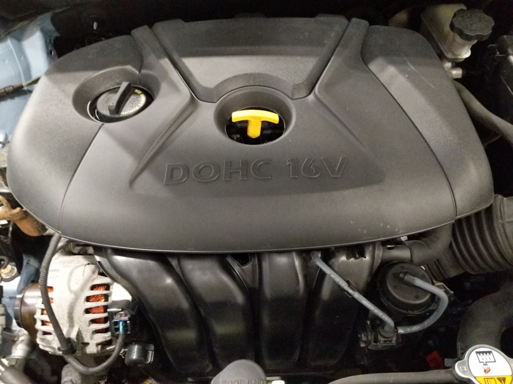 2013 Hyundai Elantra - Engine