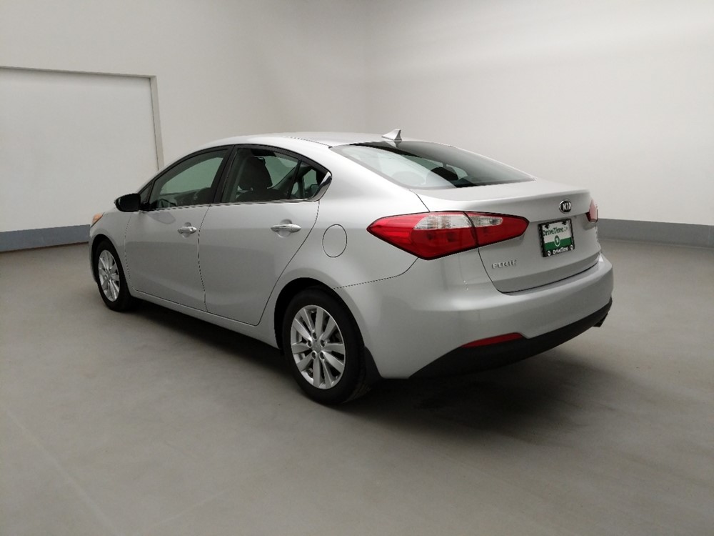 2015 Kia Forte - Driver Rear Bumper