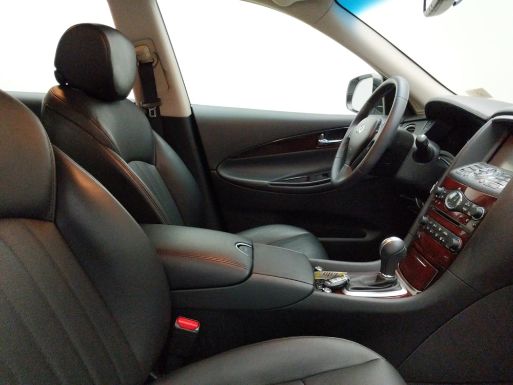 2016 INFINITI QX50 - Passenger Front Seat