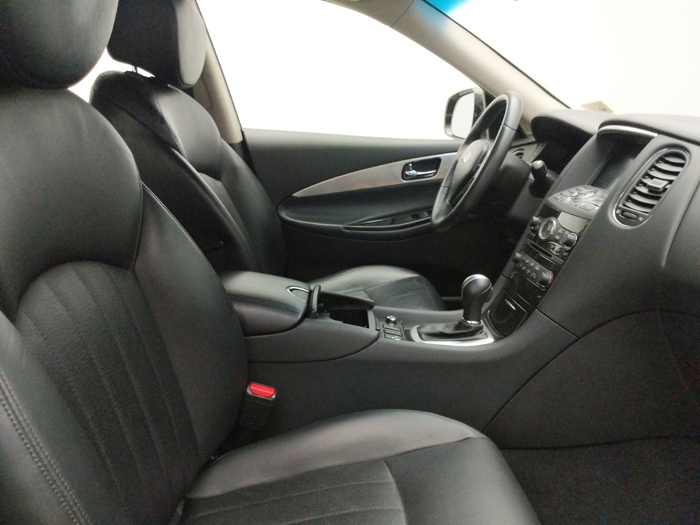 2017 INFINITI QX50 - Passenger Front Seat