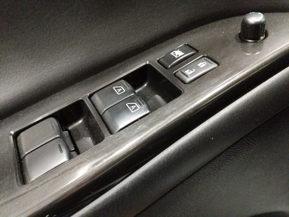 2017 INFINITI QX50 - Driver Power Windows/Lock Control