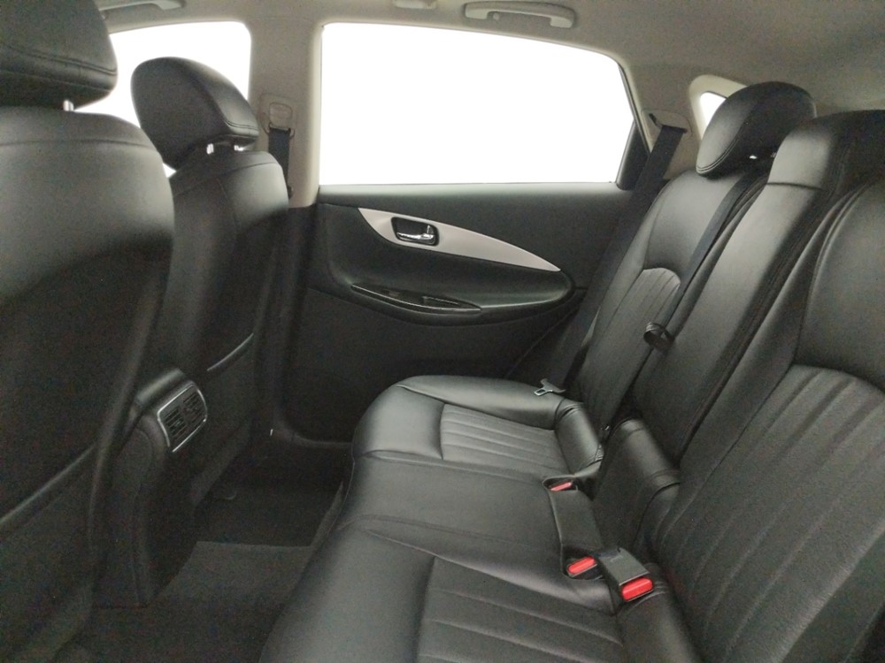 2017 INFINITI QX50 - Driver Rear Seat