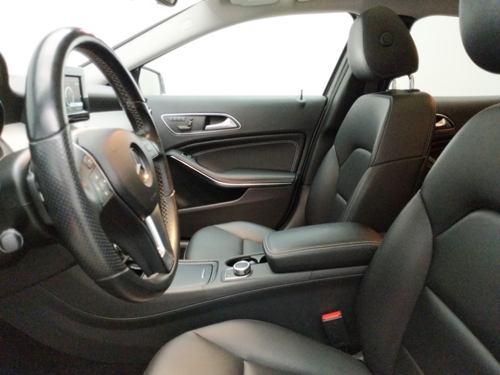2015 Mercedes-Benz GLA250 - Driver Front Seat