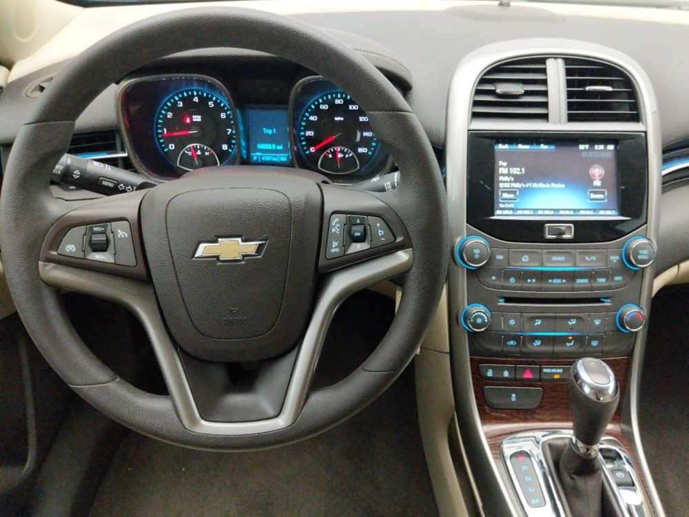 2013 Chevrolet Malibu - Driver Dash