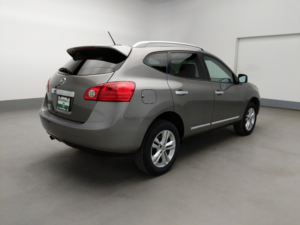 2015 Nissan Rogue - Passenger Rear Bumper