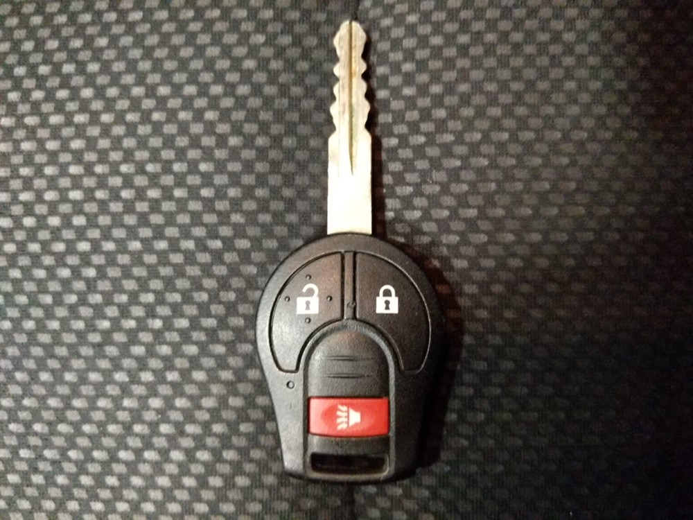 2015 Nissan Rogue - Keys