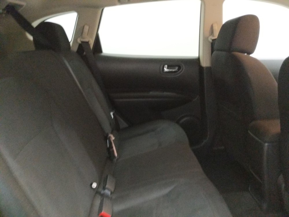 2015 Nissan Rogue - Passenger Rear Seat