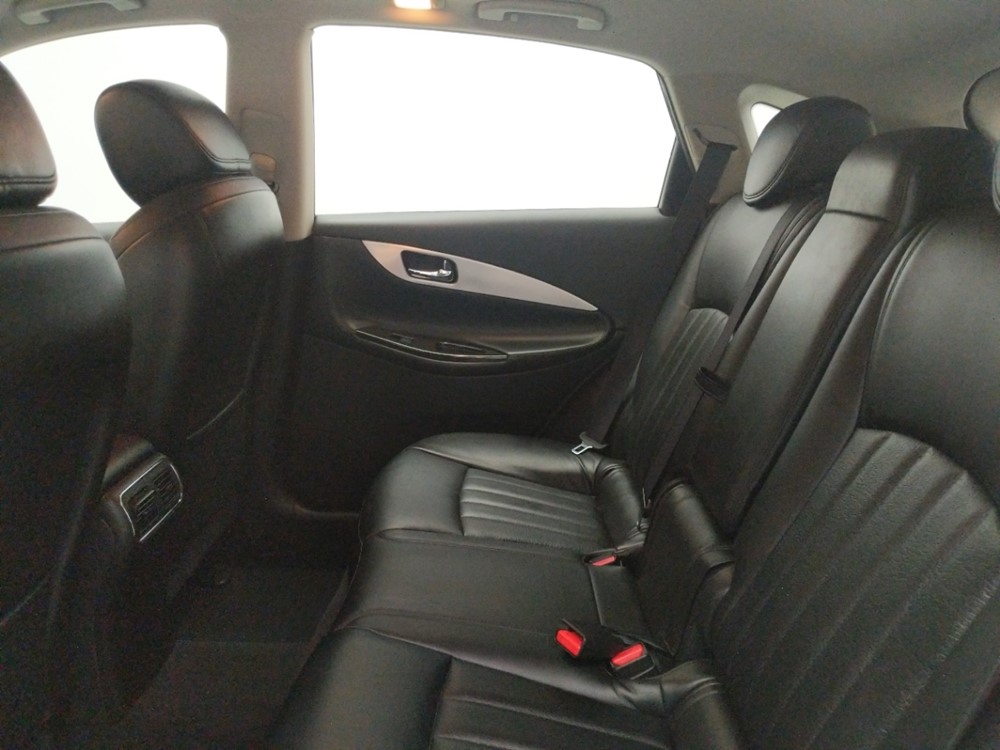 2017 INFINITI QX50 - Driver Rear Seat