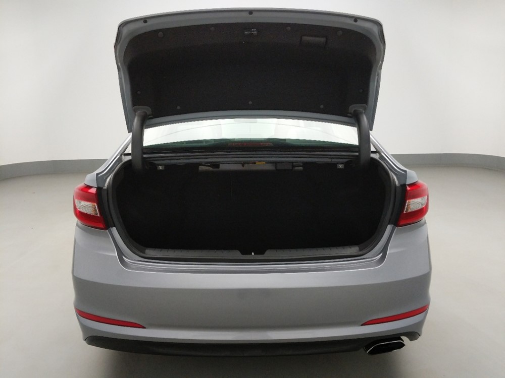 2017 Hyundai Sonata - Trunk