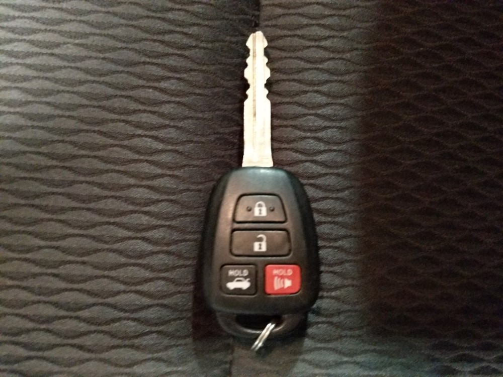 2018 Toyota Corolla - Keys