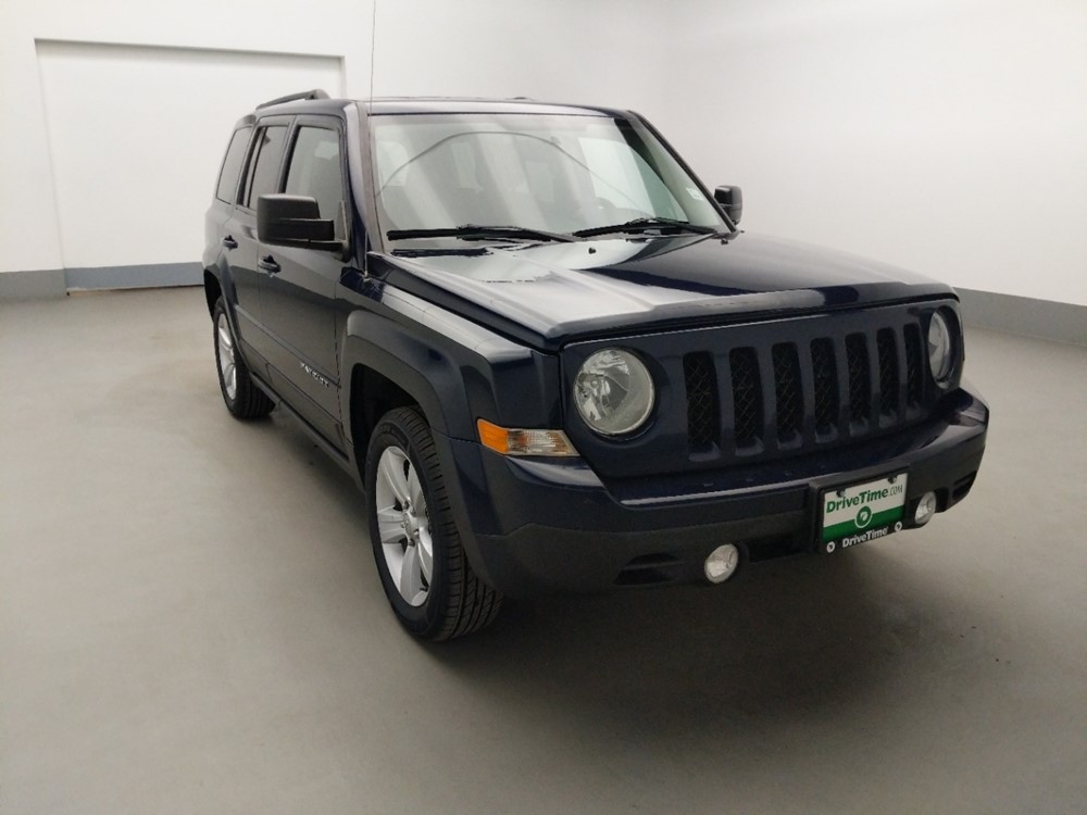 2016 Jeep Patriot - Passenger Front Hood
