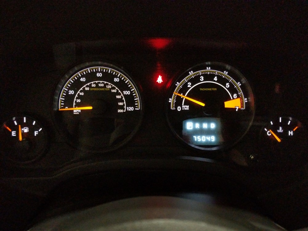 2016 Jeep Patriot - Odometer Close Up