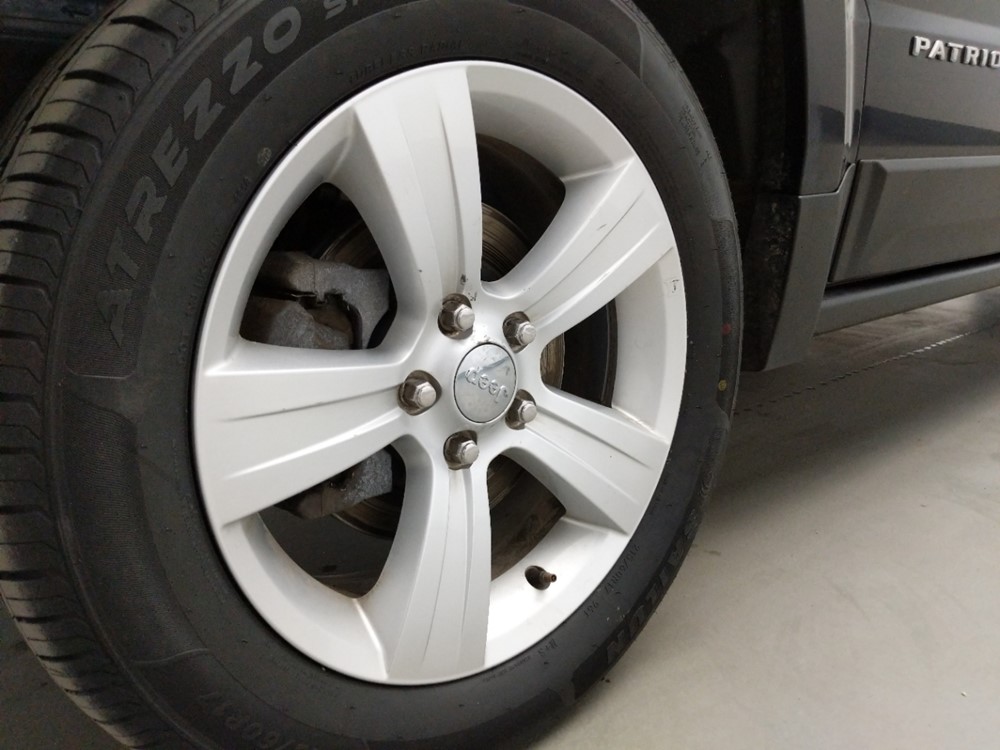 2016 Jeep Patriot - Wheel