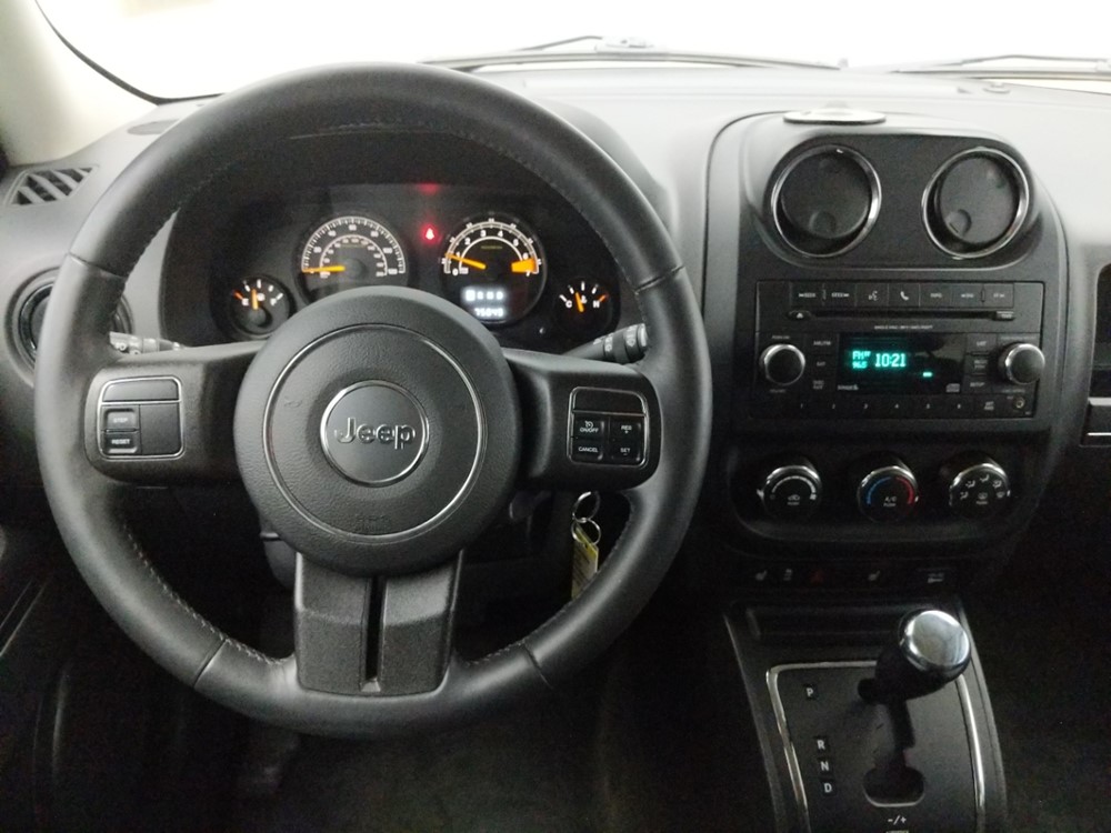 2016 Jeep Patriot - Driver Dash