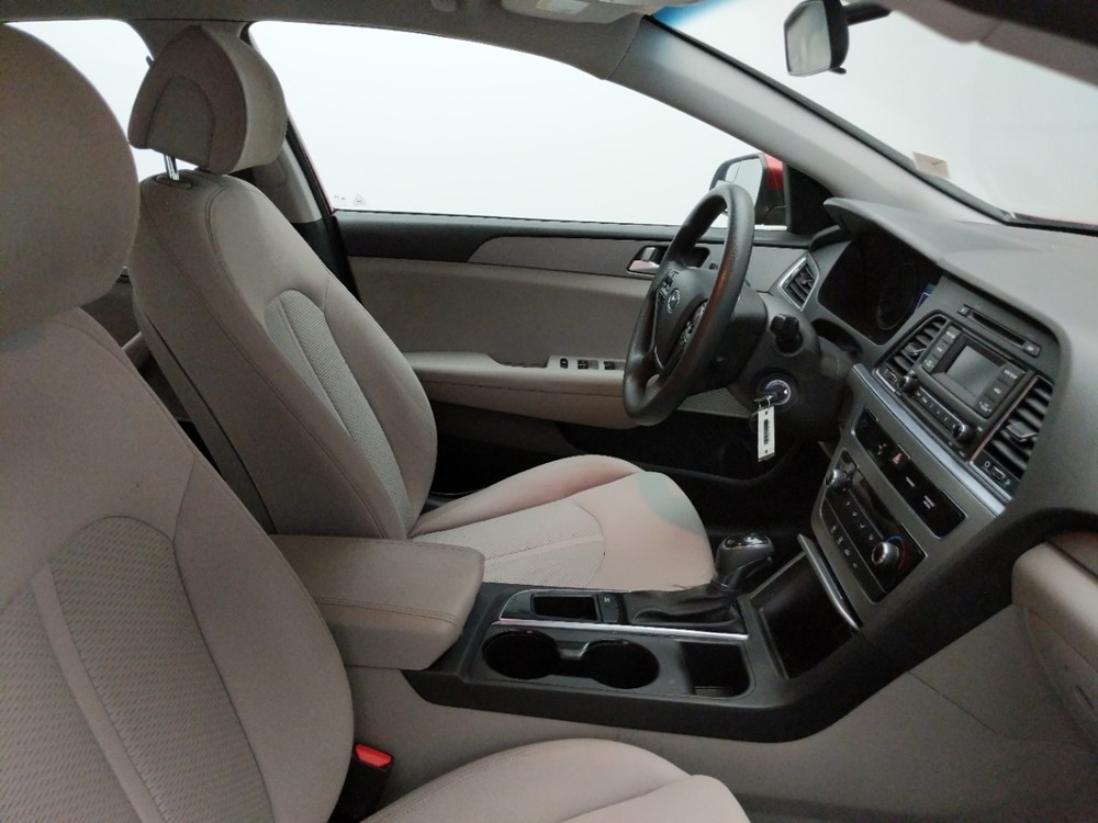 2015 Hyundai Sonata - Passenger Front Seat