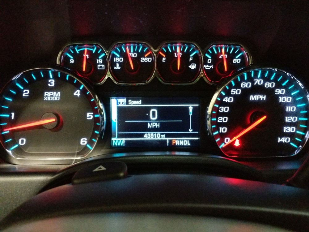 2018 Chevrolet Silverado 1500 - Odometer Close Up