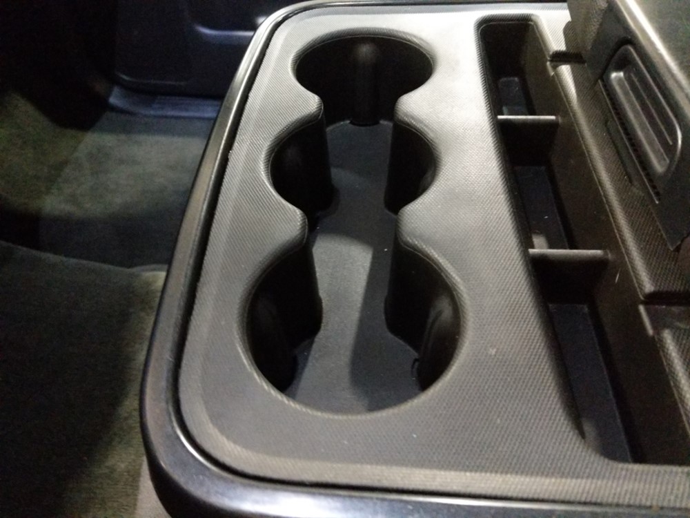 2018 Chevrolet Silverado 1500 - Center Console/Cup Holders