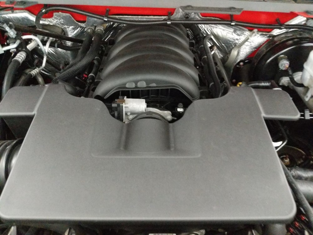 2018 Chevrolet Silverado 1500 - Engine