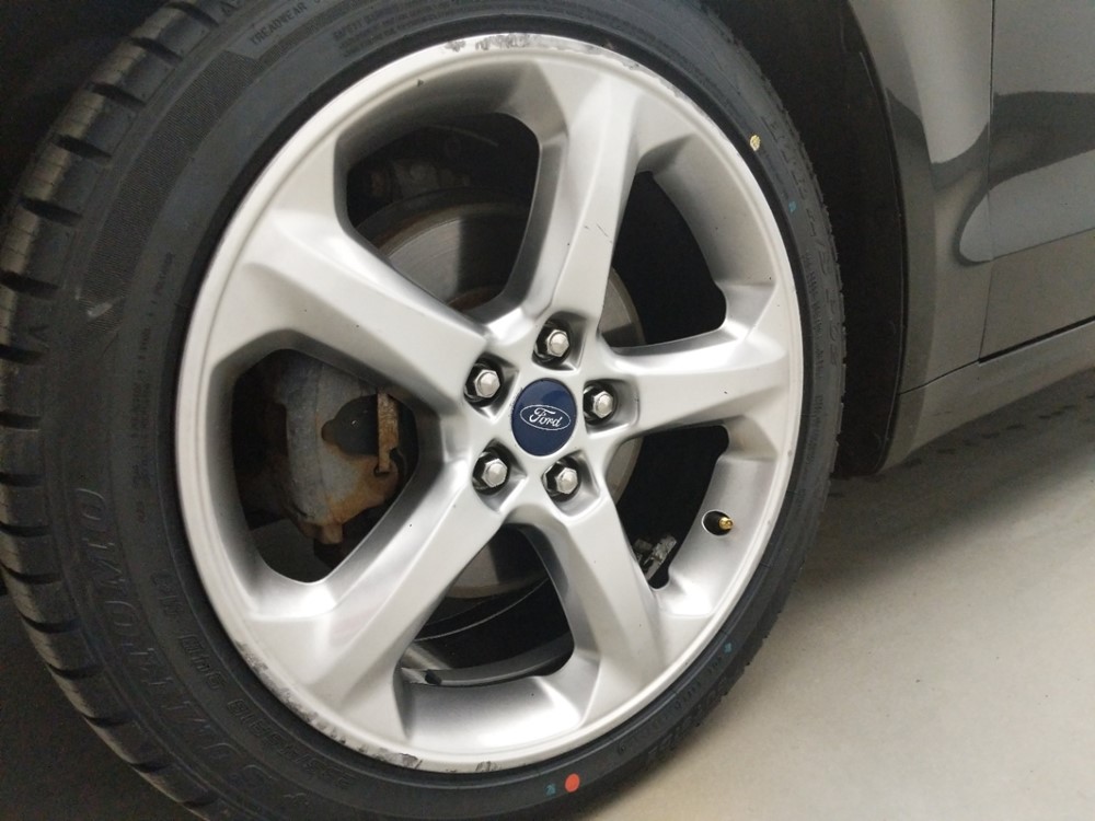 2015 Ford Fusion - Wheel