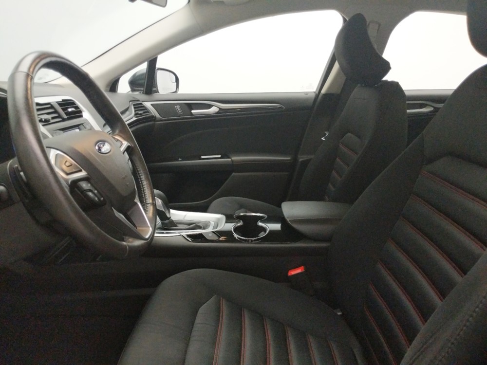 2015 Ford Fusion - Driver Front Seat