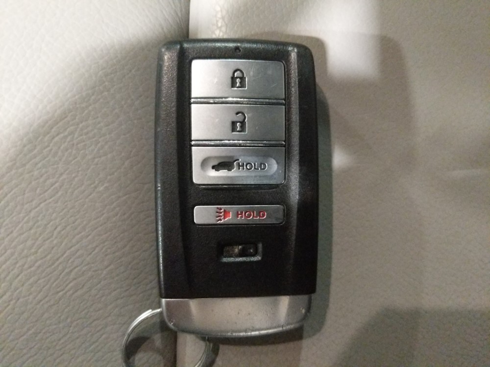 2016 Acura MDX - Keys
