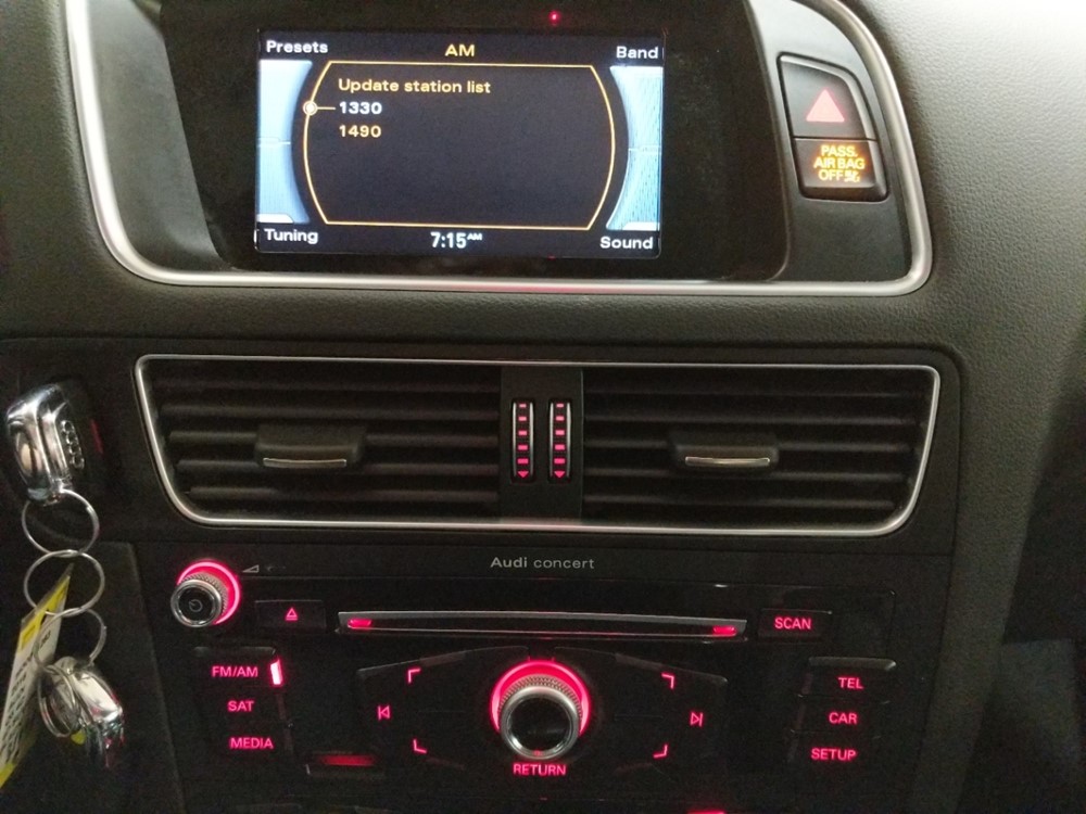 2016 Audi Q5 - Stereo Package