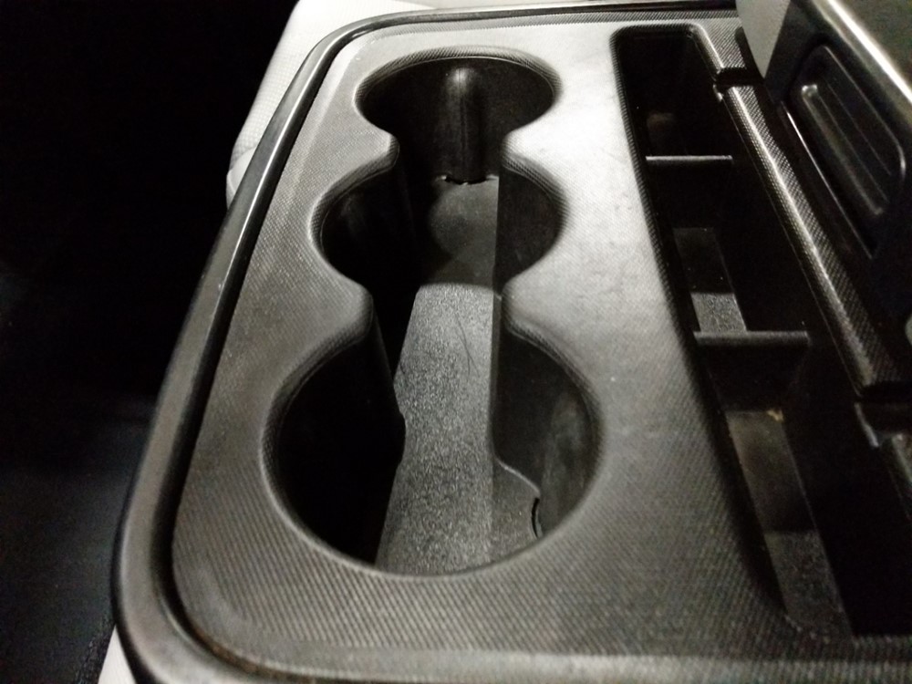2016 Chevrolet Silverado 1500 - Center Console/Cup Holders