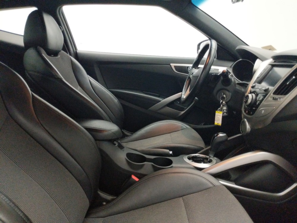 2016 Hyundai Veloster - Passenger Front Seat