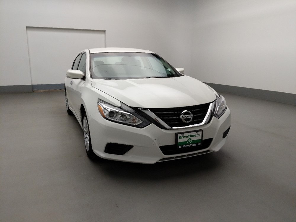 2016 Nissan Altima - Passenger Front Hood