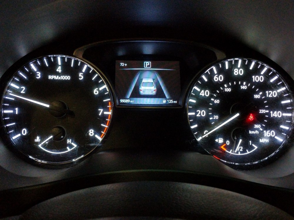 2016 Nissan Altima - Odometer Close Up