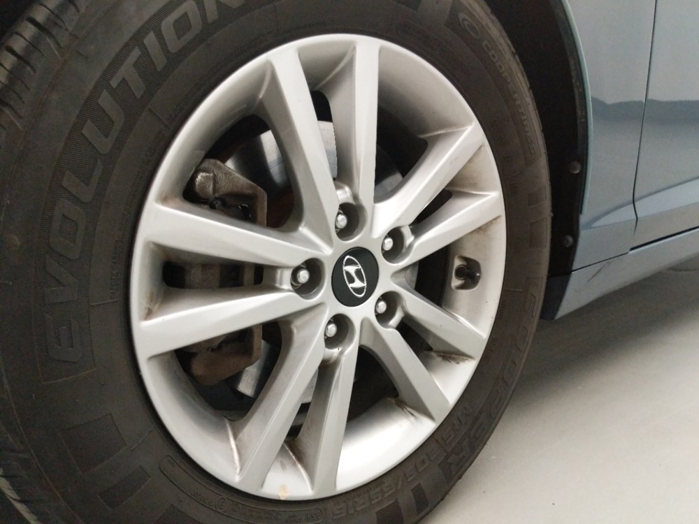 2015 Hyundai Sonata - Wheel
