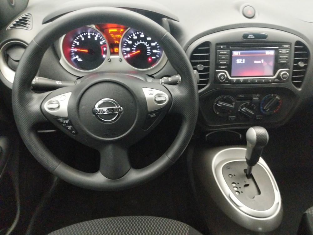 2017 Nissan JUKE - Driver Dash