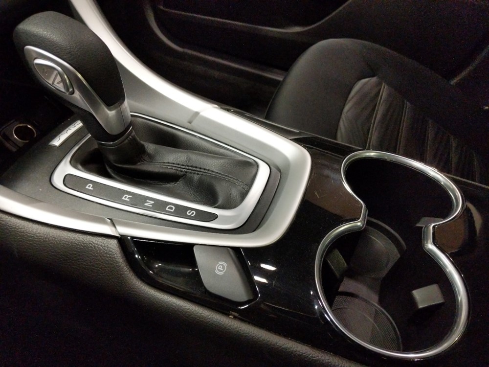 2016 Ford Fusion - Center Console/Cup Holders