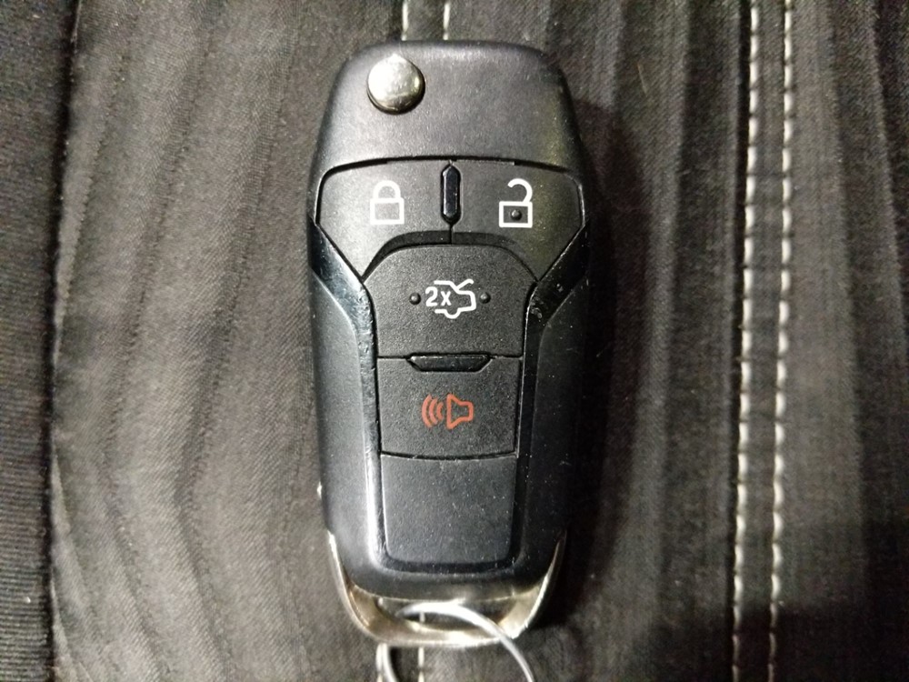 2016 Ford Fusion - Keys