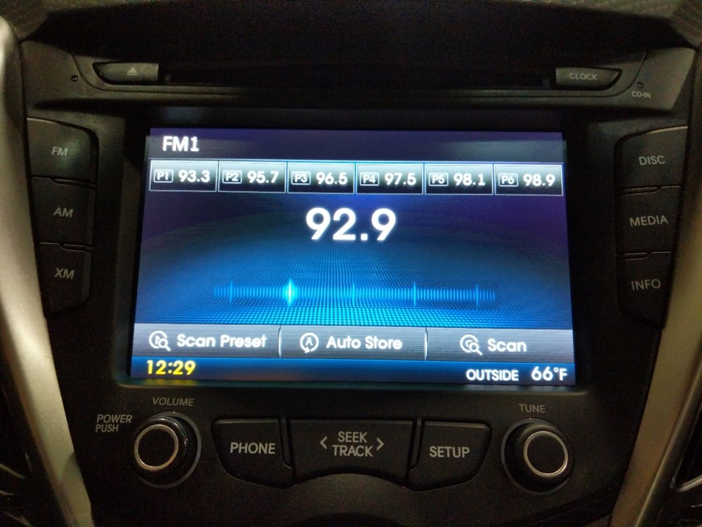 2015 Hyundai Veloster - Stereo Package