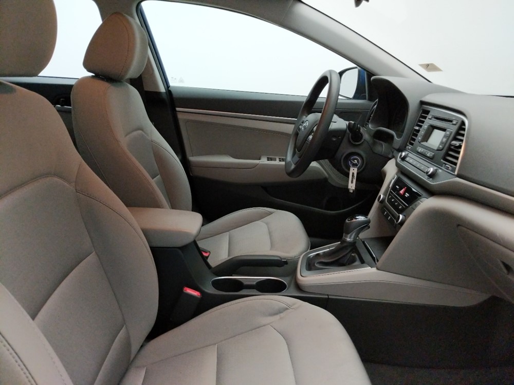 2017 Hyundai Elantra - Passenger Front Seat