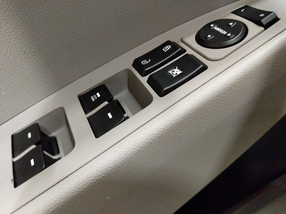 2017 Hyundai Elantra - Driver Power Windows/Lock Control