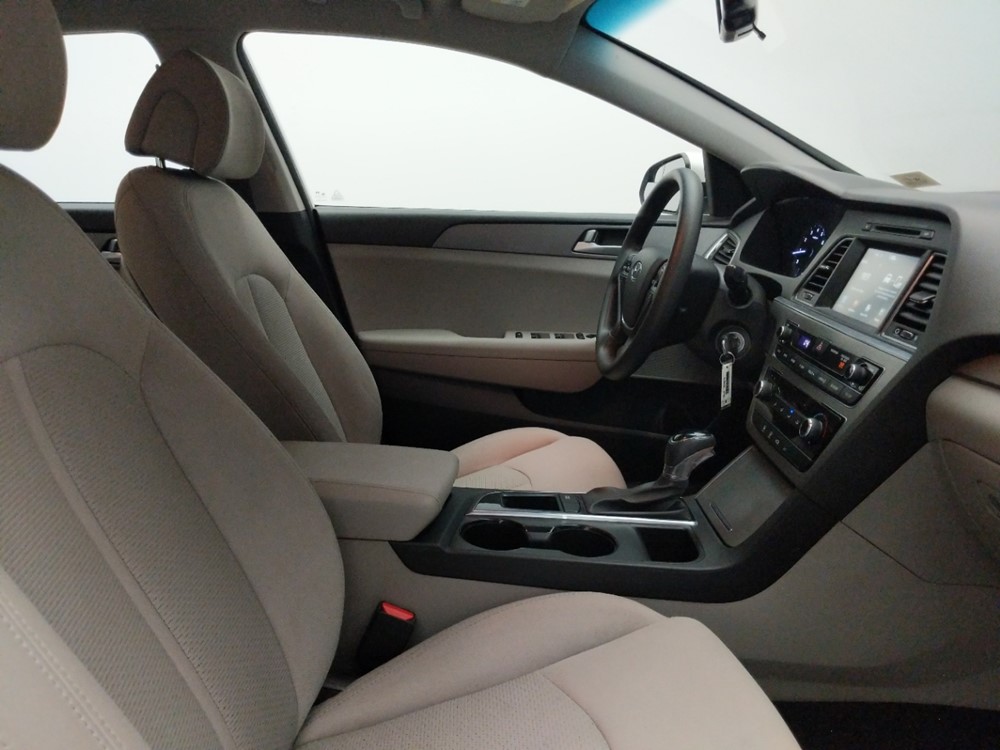 2016 Hyundai Sonata - Passenger Front Seat