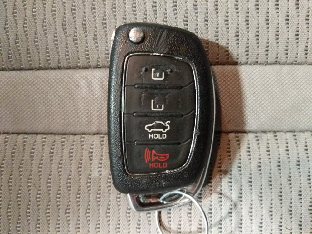 2016 Hyundai Sonata - Keys