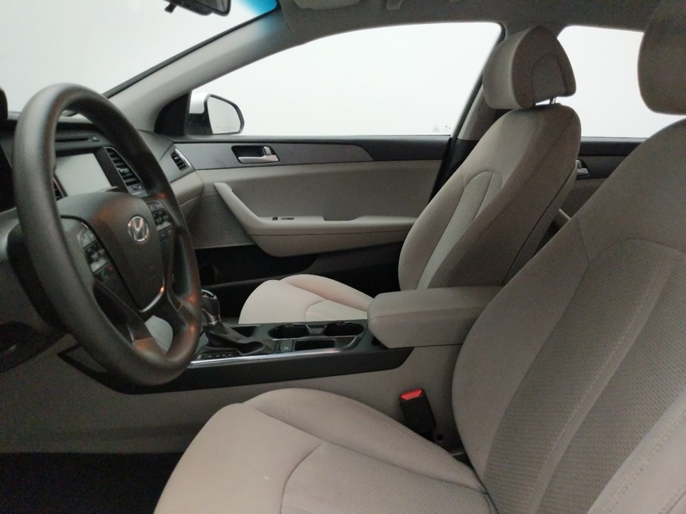 2016 Hyundai Sonata - Driver Front Seat