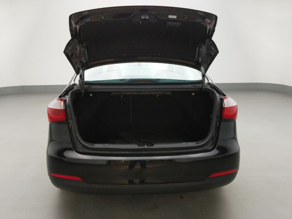 2016 Kia Forte - Trunk